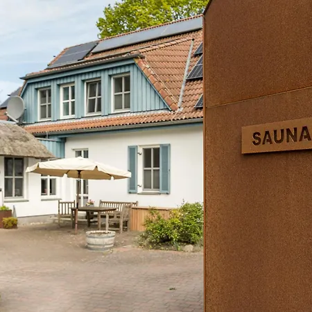 Haus Am Schilf - 2 Wieck